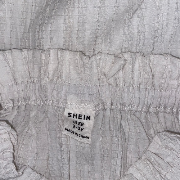 SHEIN • Ruffled • Matching Set - Picture 2 of 2